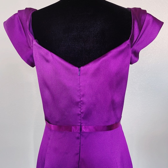 Marchesa Off The Shoulder Mikado Pique Gown - Picture 7 of 11